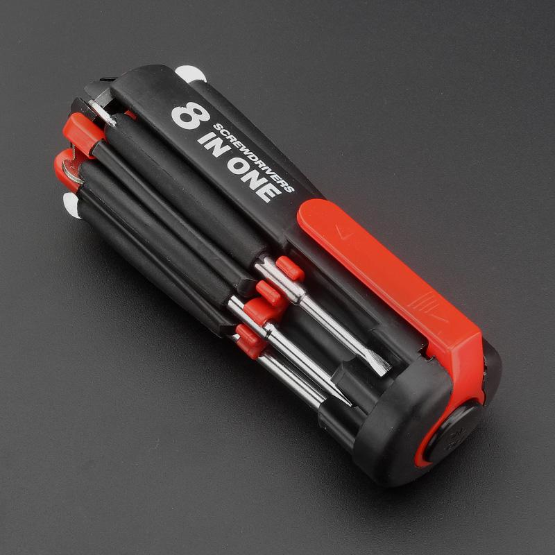 Cacciavite multiutensile 8 in 1 con LED